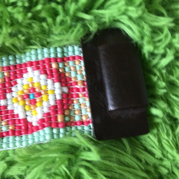 beaded belt - Picture 4 of 6